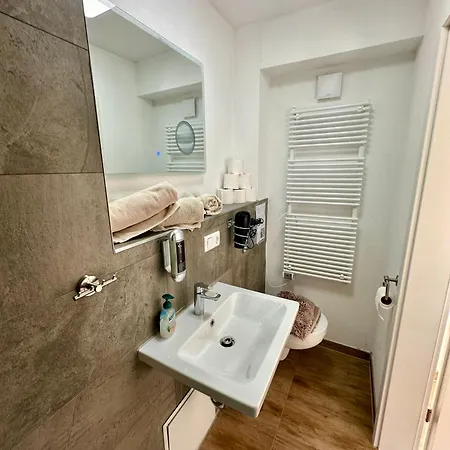Apartment Indigo Luna *